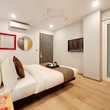 新德里 Oyo Townhouse 019 Anand Vihar酒店 外观 照片