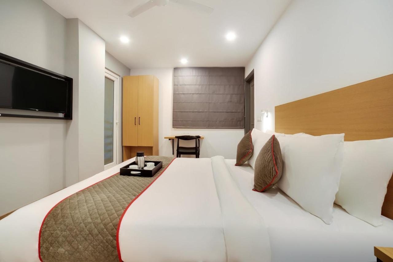 新德里 Oyo Townhouse 019 Anand Vihar酒店 外观 照片