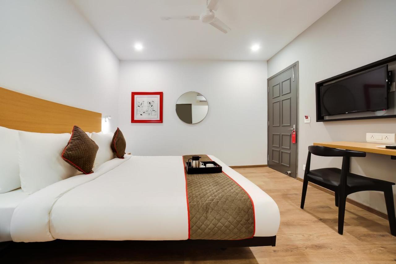 新德里 Oyo Townhouse 019 Anand Vihar酒店 外观 照片