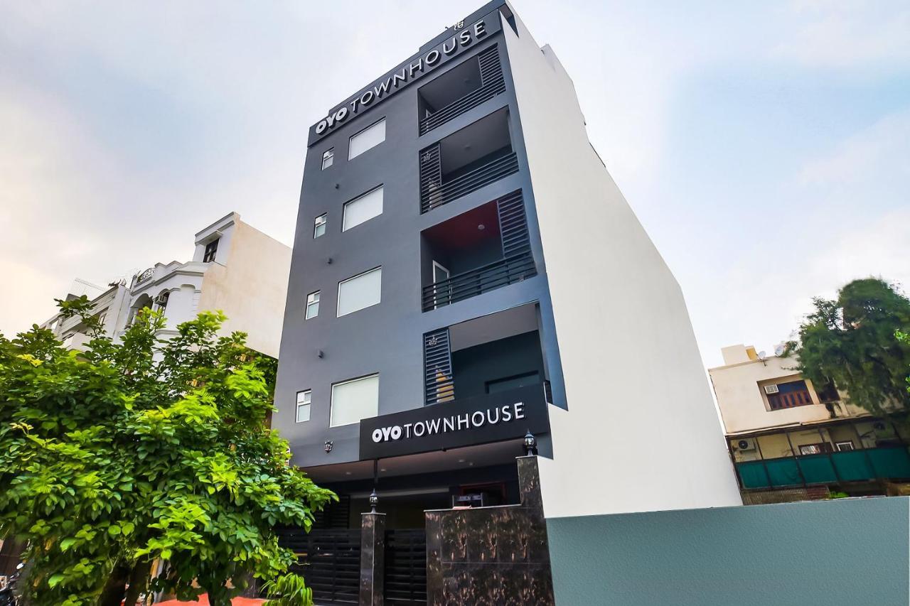 新德里 Oyo Townhouse 019 Anand Vihar酒店 外观 照片